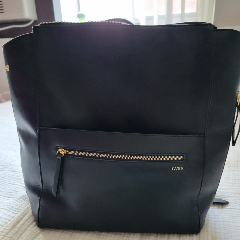 Fawn design square diaper bag.